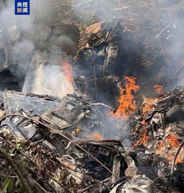 聚赢配资网 菲律宾军方：坠毁直升机上载有5名空军人员